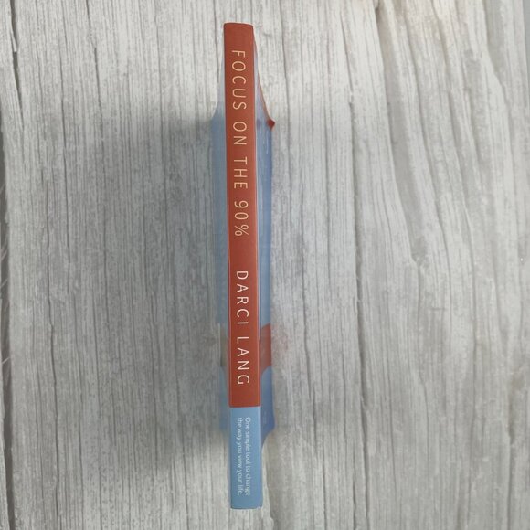 📚 3/$25 Focus on the 90% by Darci Lang | Paperback - Picture 5 of 5